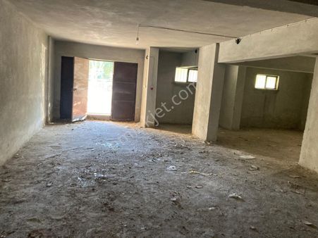 Atatürk Mahallesi'nde Bulvar Üzerinde Satılık Dükkan