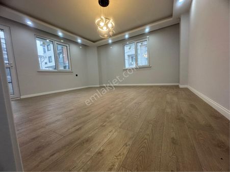 Yuva İnş Gayrimenkul Satılık Lüsk Daireler