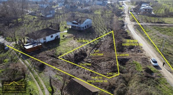 Rasimpaşa'da Villalık 637m² Arsa