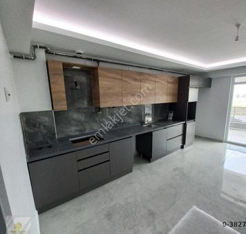 Yaşamkent Mahallesinde Site İçi Sıfır Lüx 4+1 Daire