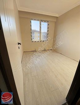 Mimarsinanda 3+1 Site İçinde, Satılık Daire..