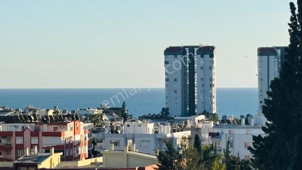 Deniz Manzaralı 724 Güvenlikli D.gazlı 4 Cepheli Site İçinde 3+1