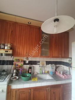 Mudanya Cadde Üzeri İsyerine Uygun Köşe Bahçeli Daire Bahçe Kat