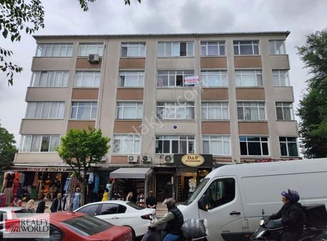 Merter Ana Cd Ahmet Kutsi Tecer Cd Fırsat İşyeri+daire Krediye