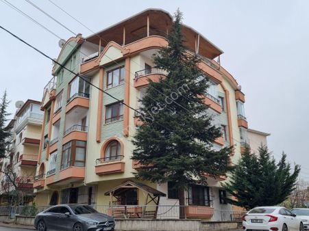 Kardeşler'de Ara Katta Dubleks 4+1+kiler G.odalı Köşe Başı Full Yapılı