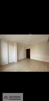 Ergün'den ▃▅▇ Adnan Menderes Blv.'da Denize Sıfır, 3+1, Bağımsız Mutfak ▇▅▃