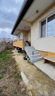 Karahıdır'da Satılık Doğalgazlı Müstakil Ev