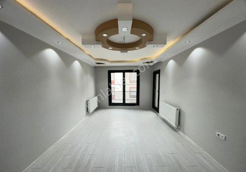 Manisa Yunusemre Muradiye Mahallesinde 3+1 140 M2 Full Lüx Satılık Daire