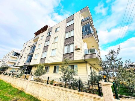 ▶ ▶akçay Körfez'den Altınkum'da Ayrı Mutfaklı Ön Cephe 2+1 Satılık Daire