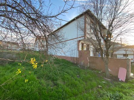 3 Kat Konut İmarlı Arsa (2 Adet Villa Bulunmaktadır)