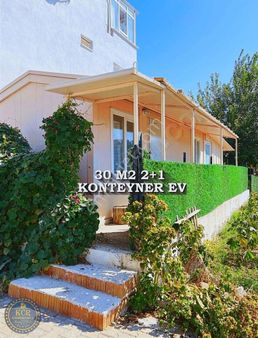 Çanakkale Çardak Merkezde İçinde Konteyner Olan Arsa