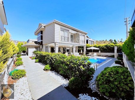 Fethiye Çiftlik Te Satılık Müstakil Havuzlu Villa