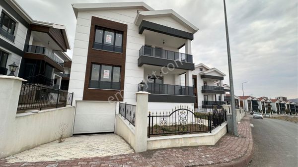Asrın Emlak'tan Eğriköprü Mah. 5+1 Süper Lüx Villa