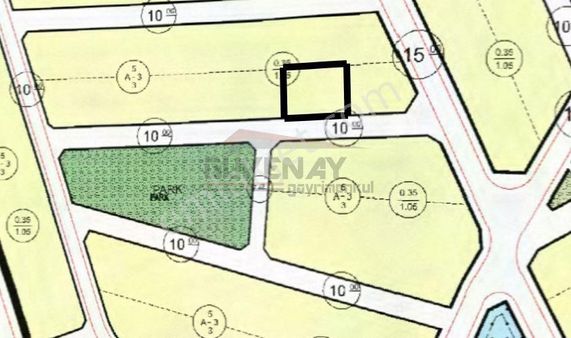 Güvenay - Çorum Bayat Gediği Mevkii 725 M² Satılık 3 Katlı Arsa