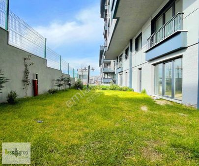 Beylikdüzü Kavaklı'da Yaşam Vadisine İlk Parselde Kiralık Dublex