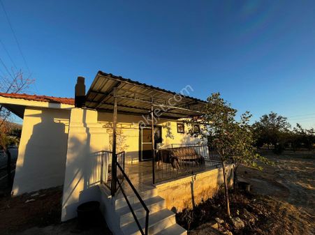 Çivril Gümüşsu Mah. 945 M2 Arsa İçinde 180 M2 Müstakil Ev Satılık