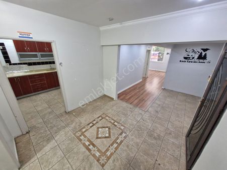 +++selanik'ten Barajyolunda Satılık 4+1 K.mutfak İişyerine Uygun