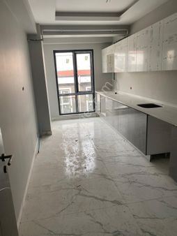 Kocaeli Başiskele Fatih Mahallesi 2+1 Arakat Sıfır Daire