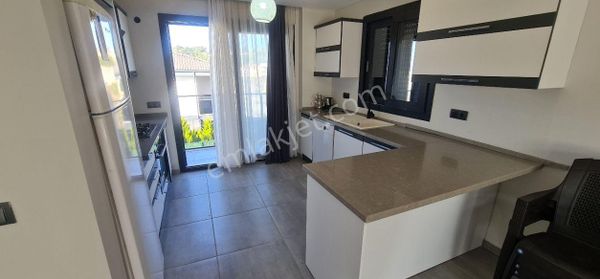 Soğucakta Satılık Full Deniz Manzaralı Kapalı Garajlı Villa