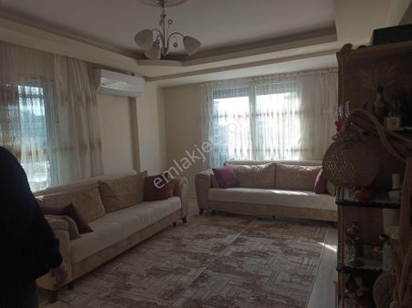 İzmir Torbalı Gold Emlaktan Satılık 3x1 Daire