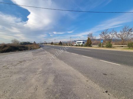 Muğla Aydın Karayolu Üzerinde Yola Sıfır 13.394 M2 Satılık Tarla