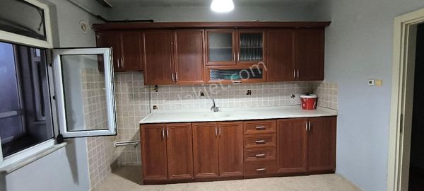 Emrah Emlak Tan Gençlik Caddesinde 3+1 Daire