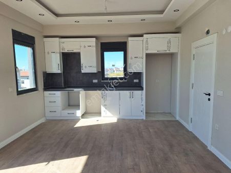 Ilica Da Satılık 2+1 Arakat Daire