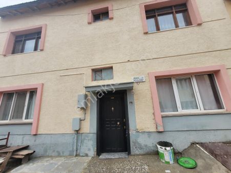 Şahintepesi'nden Çamlıca'da Satılık 2 Katlı Bina