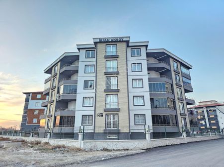 Fatih Mah. 3+1 Full Yapılı Arakat Güney Cephe Lüks Satılık Daire