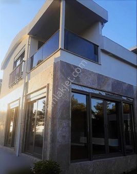 Ilıca Da Deniz Manzaralı Müstakil Villa