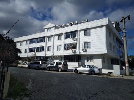 Küçükkuyu Merkezde Asansör Çift Banyo Dev Balkon Eşyalı 3+1