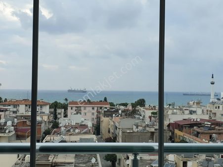 Pirireis Mahallesi Aykut Sitesinde Satılık Muhteşem Manzaralı Daire