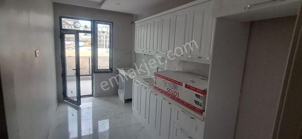 Ekşioğlu 'dan Tekirdağ Süleymanpaşa Atatürk Mahallesi Satılık Daire 2+1