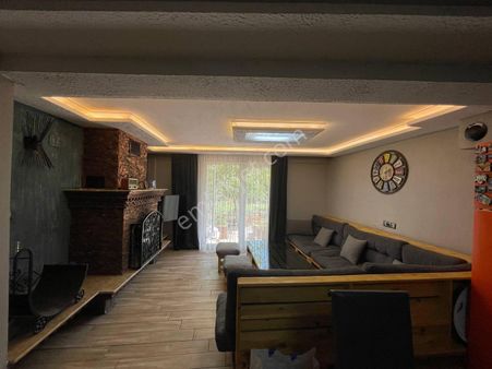 Finans Group Gayrimenkul'den// Bozkır ( Köyü ) Mahallesinde Satılık Triblex