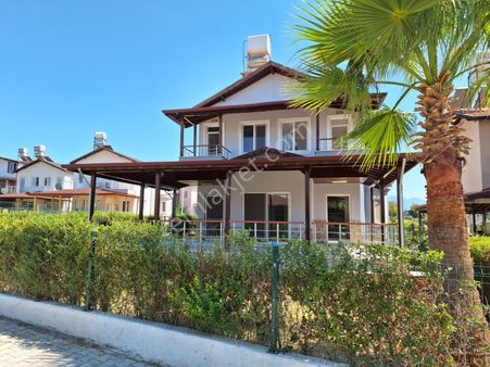 Arsuz Madenköy Sitesinde Satılık Yazlık