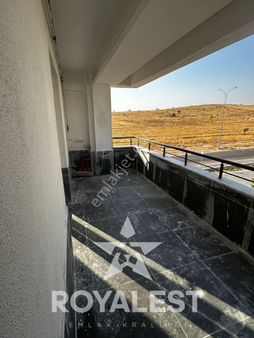 Royalest Ten Beykent’te Yerden Isıtma Göbek Daire