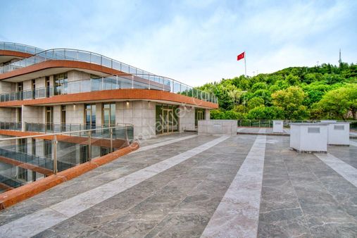 260 M2 Teraslı Qadraj Gözdağında Satılık 2+1 Daire