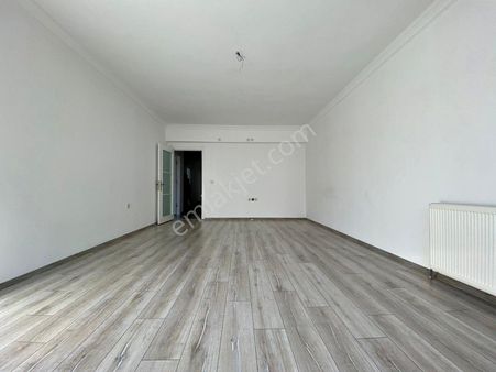 Cengizhan'da Natoyolu Cad.yakınında 3+1 Ara Katta Asansörlü Yapılı Satılık Daire!!!