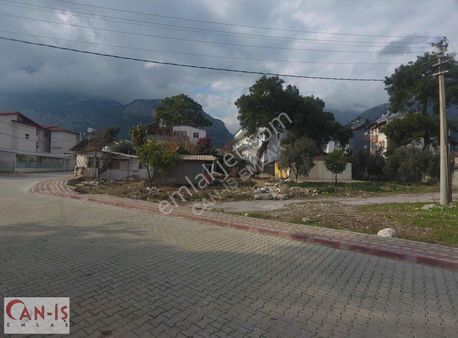 Kemer Göynükte 1.097 M2 %15/30 Emsal Üç Köşe İmarlı Arsa Can-iş
