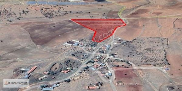 Meram Dere Bizim Meram Dağ Ev. Karşısı Araç Takaslı 714 M2 Bahçe