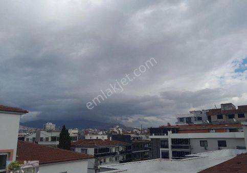 Girne Caddesine Yakın Teraslı Otoparklı