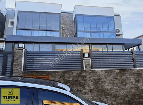 Gazemir Beyazevlerde Satılık Villa