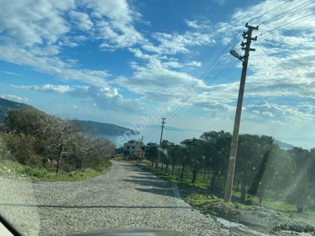 Dikili Çandarlı'da Satılık 3,5 Kat İmarlı Villa Arsası