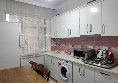 Aydınoğlu Gayrimenkul' Den Akçaabat Dürbinar' Da Şehrin Kalbinde Satılık Eşyalı 2+1 Masrafsız Daire