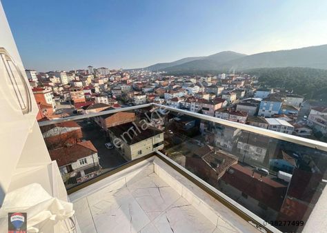 Sultanbeyli Hasanpaşa Mahallesi'nde 2+1