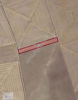 Sarayönünde Merkezi Konumda Yatırımlık Tarla