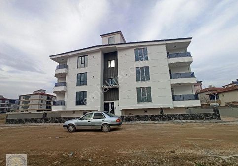 Yuvam Emlaktan Yeni Mah Satılık 130 M2 3+1 Daire