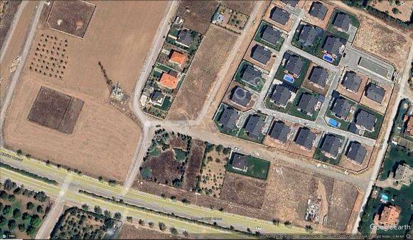 Gölbaşı Karşıyaka Mahallesinde Altyapısı Hazır Muhteşem Lokasyonda Tek Tapu Villa Arsası