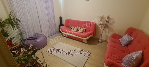 Esenyurt Çınar Mahallesinde Fiyapı Sitesinde Satılık 3+1 4 Kat Daire