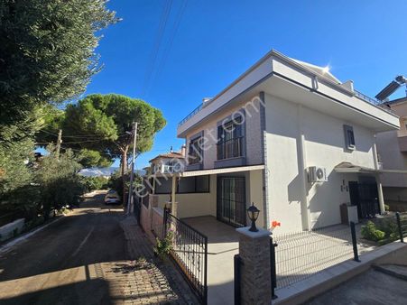 Didim Akbük,de Denize 300 Mt Yürüme Mesafesinde Satılık Villa